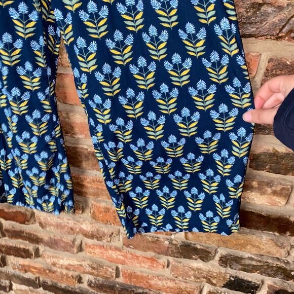Style & Co Navy Blue Floral Wide Leg Cropped Pants Women's Size Small - Picture 4 of 7